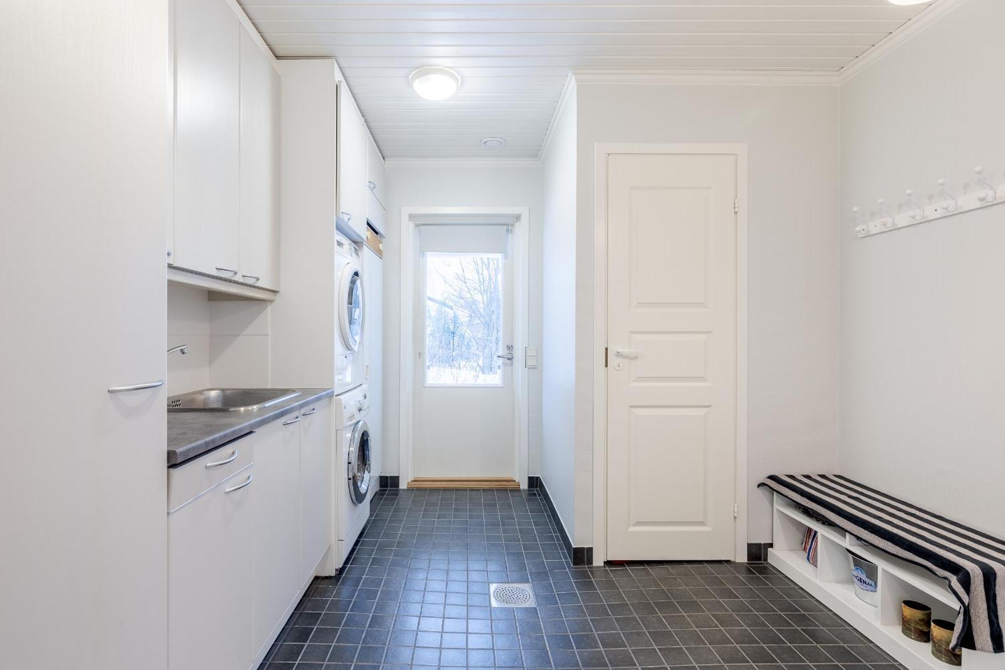 Riverside Home For Families - Beautiful House Near Santa Claus Village 로바니에미 외부 사진